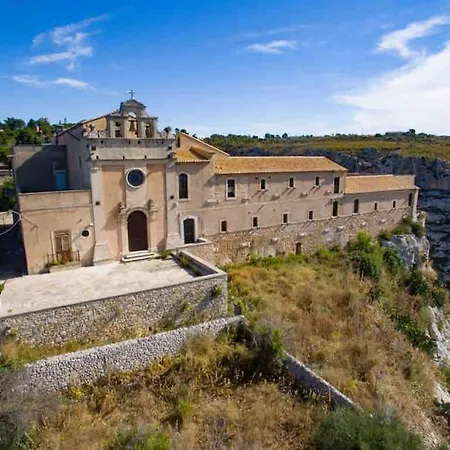 Villa Iblea - Private Pool & Sunset Hill Views